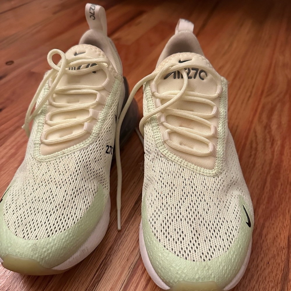 Green 270s airmax